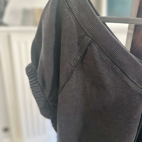 Pilcro Top - Picture 2 of 3